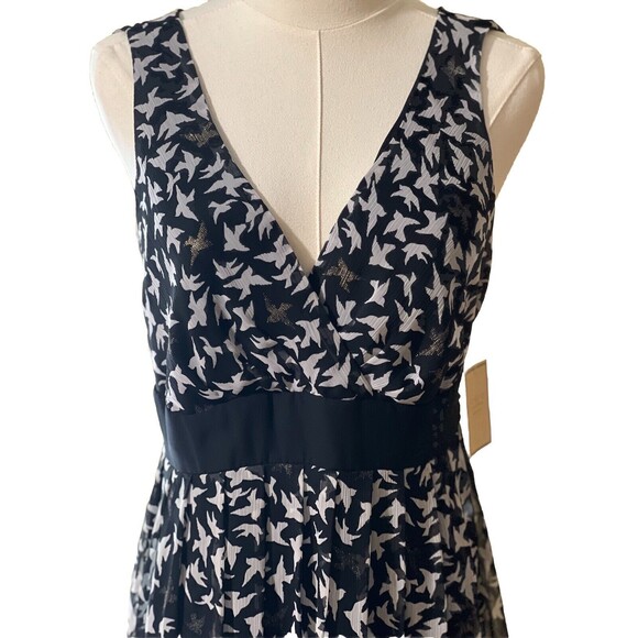 Jonathan Martin Dress size 12 V Neck Black White Print Tie Waist Garden Party - Picture 3 of 16